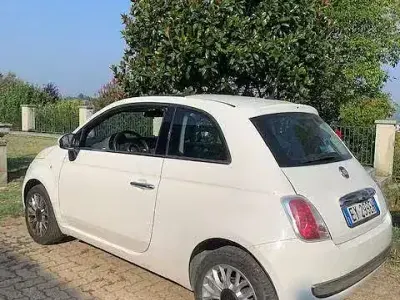 Usata Fiat 500 Lounge 69 CV (50 kW) 2012 Bianco Berlina