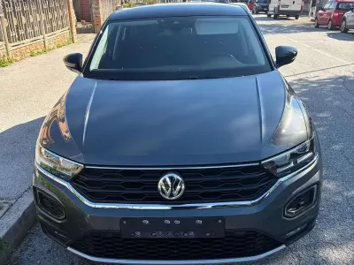 Usata VW T-Roc Advance 116 CV (85 kW) 2018 Grigio SUV