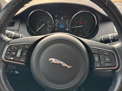 Grigio Usata 2019 Jaguar E-Pace SUV | 23.500 € (Buon prezzo)