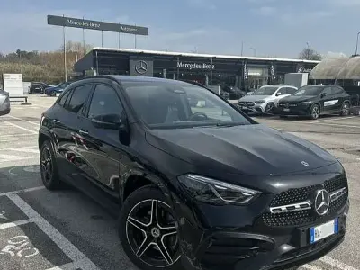 Usata Mercedes GLA200 Premium 150 CV (110 kW) 2025 SUV