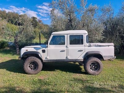 Usata Land Rover Defender 122 CV (89 kW) 2004 SUV