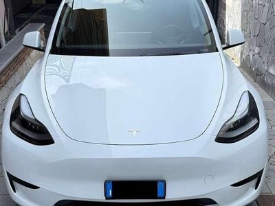 Usata 2024 Tesla Model Y RWD SUV | 37.250 € (Buon prezzo)