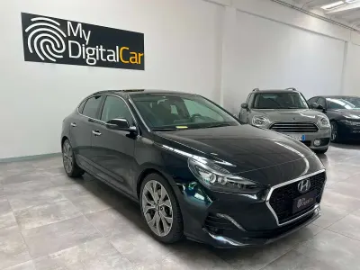 Usata Hyundai i30 Style 140 CV (102 kW) 2018 Nero Berlina