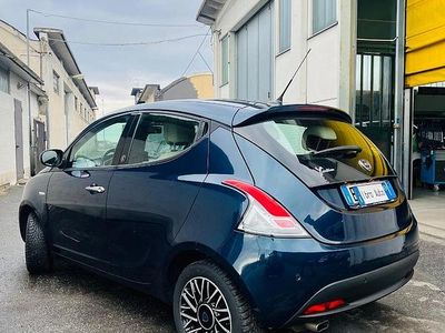 Usata Lancia Ypsilon 95 CV (69 kW) 2015 Utilitaria