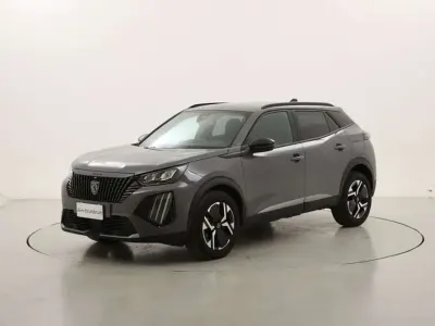 Usata Peugeot 2008 Allure 102 CV (75 kW) 2025 Grigio SUV