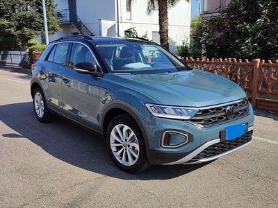 Usata VW T-Roc Life 150 CV (110 kW) 2022 SUV