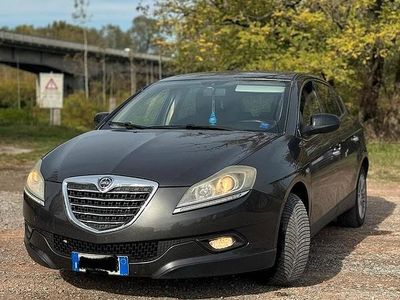 Usata Lancia Delta 105 CV (77 kW) 2012 Utilitaria