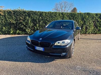 Usata BMW 530 258 CV (189 kW) 2013 Nero Berlina