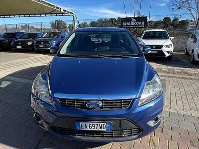 Usata Ford Focus Titanium 115 CV (84 kW) 2010 Blu Berlina