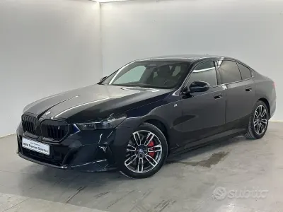 Usata BMW i5 Comfort Edition 289 kW (394 CV) 2025 Nero Berlina