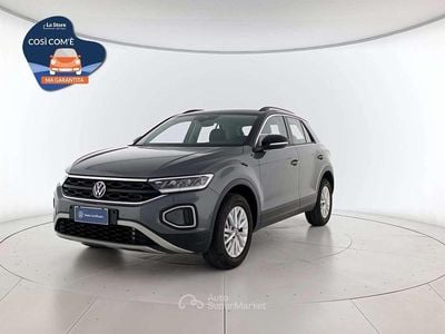 Usata VW T-Roc Life 150 CV (110 kW) 2025 Indium grey metallizzato nero SUV