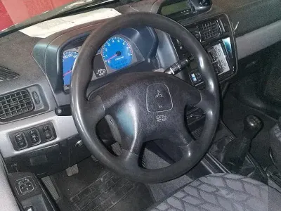 Usata Mitsubishi Pajero 120 CV (88 kW) 2000 Rosso SUV