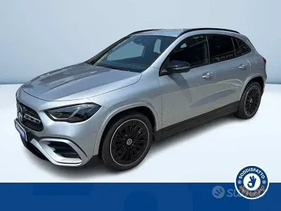 Usata Mercedes GLA200 AMG line 150 CV (110 kW) 2026 Argento metallizzato SUV