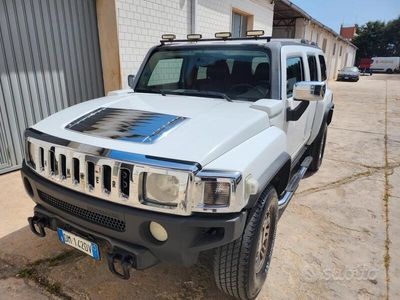 Hummer H3