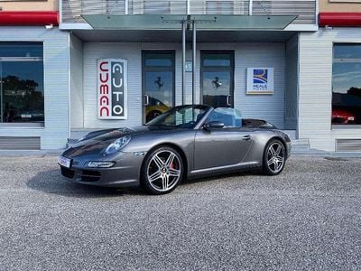 Porsche 911 Carrera 4S Cabriolet
