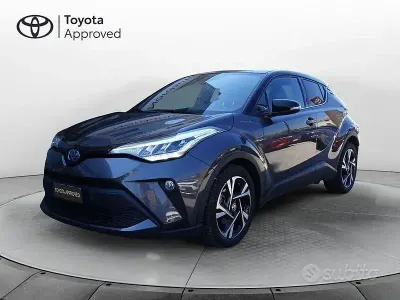 Usata Toyota C-HR Trend 184 CV (135 kW) 2022 Grigio SUV