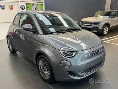 Usata Fiat 500e 86 kW (118 CV) 2024 Grigio Berlina