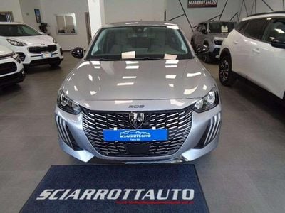 Usata Peugeot 208 Allure 208 CV (152 kW) 2024 Argento Utilitaria