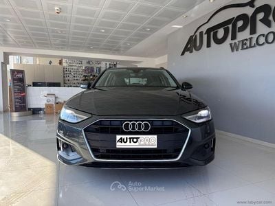 Begagnad Audi A4 Business 190 HK (139 kW) 2020 Grå Kombi