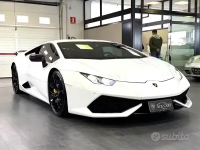 Usata Lamborghini Huracán 610 CV (448 kW) 2015 Bianco Coupé