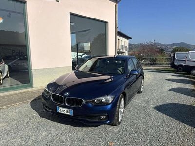 Usata BMW 320 Advantage 190 CV (139 kW) 2017 Blu/azzurro Station wagon