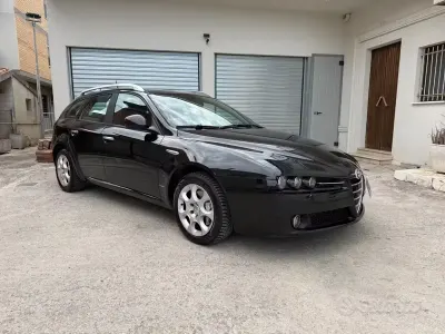Usata Alfa Romeo 159 Exclusive 150 CV (110 kW) 2008 Nero Station wagon
