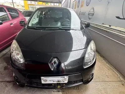 Gebraucht Renault Twingo 75 PS (55 kW) 2011 Schwarz Kleinwagen