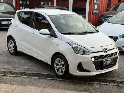 Usata Hyundai i10 69 CV (50 kW) 2016 Bianco Utilitaria
