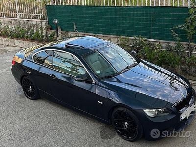 Usata BMW 330 231 CV (169 kW) 2006 Blu Coupé