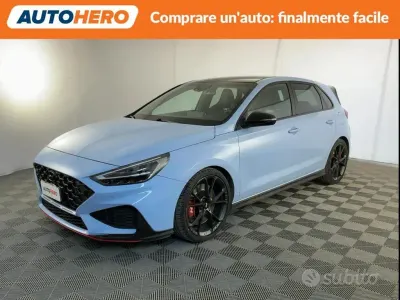 Begagnad Hyundai i30 280 HK (205 kW) 2022 Blå Sedan