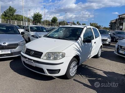 Bianco Usata 2008 Fiat Punto Utilitaria | 2700 € (Buon prezzo)