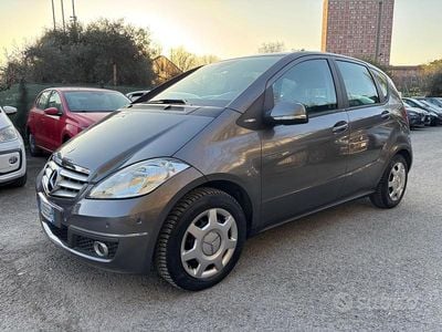 Usata Mercedes A160 Elegance 95 CV (69 kW) 2010 Grigio Berlina