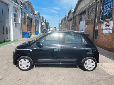 Usata Renault Twingo 125 CV (91 kW) 2015 Nero Utilitaria