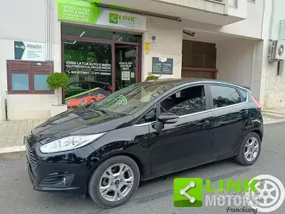 Usata Ford Fiesta Titanium 75 CV (55 kW) 2016 Nero Utilitaria