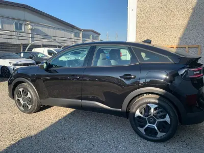 Nuova Citroën C4 PureTech 131 CV (96 kW) 2025 Perla nera black SUV