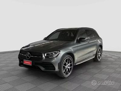 Usata Mercedes GLC220 Premium 194 CV (142 kW) 2022 Grigio Berlina