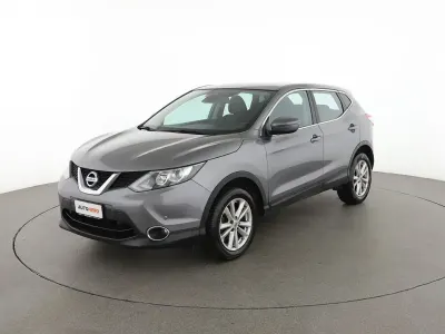 Usata Nissan Qashqai Acenta 110 CV (80 kW) 2016 Grigio SUV