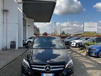 Usata Mercedes B180 109 CV (80 kW) 2017 Nero Monovolume