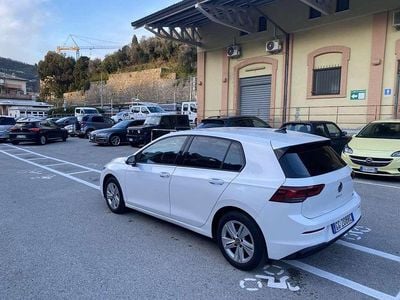 Usata VW Golf VIII Life 110 CV (80 kW) 2021 Bianco Berlina