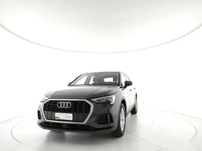 Usata Audi Q3 Business 150 CV (110 kW) 2021 Grigio atomico metallizzato SUV