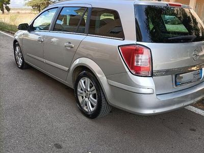 usata Opel Astra 2007-SW 125cv