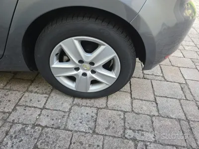 Usata VW Golf VI 122 CV (89 kW) 2010 Grigio Utilitaria