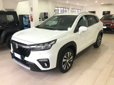 Usata Suzuki SX4 S-Cross 129 CV (94 kW) 2023 Bianco SUV