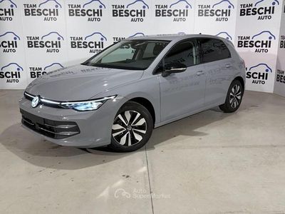 Usata VW Golf VIII Goal 116 CV (85 kW) 2025 Grigio moonstone Berlina
