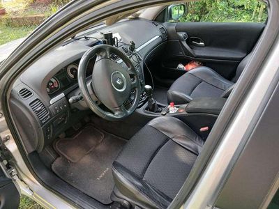 Occasion Renault Laguna GrandTour Dynamique 150 PK (110 kW) 2005 Zilver Stationwagen