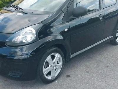 Usata Toyota Aygo 68 CV (50 kW) 2012 Nero Utilitaria