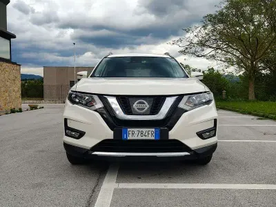 Käytetty Nissan X-Trail N-Connecta 131 HP (96 kW) 2018 Valkoinen Katumaasturi
