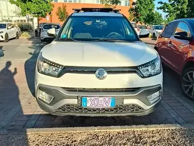 Usata SsangYong XLV 128 CV (94 kW) 2017 Bianco SUV