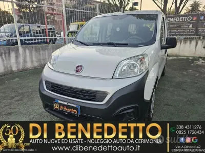 Begagnad Fiat Fiorino Trekking 80 HK (58 kW) 2018 Vit Minibuss