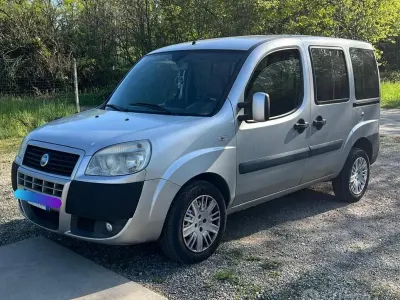 Usata Fiat Doblò 120 CV (88 kW) 2006 Grigio Monovolume